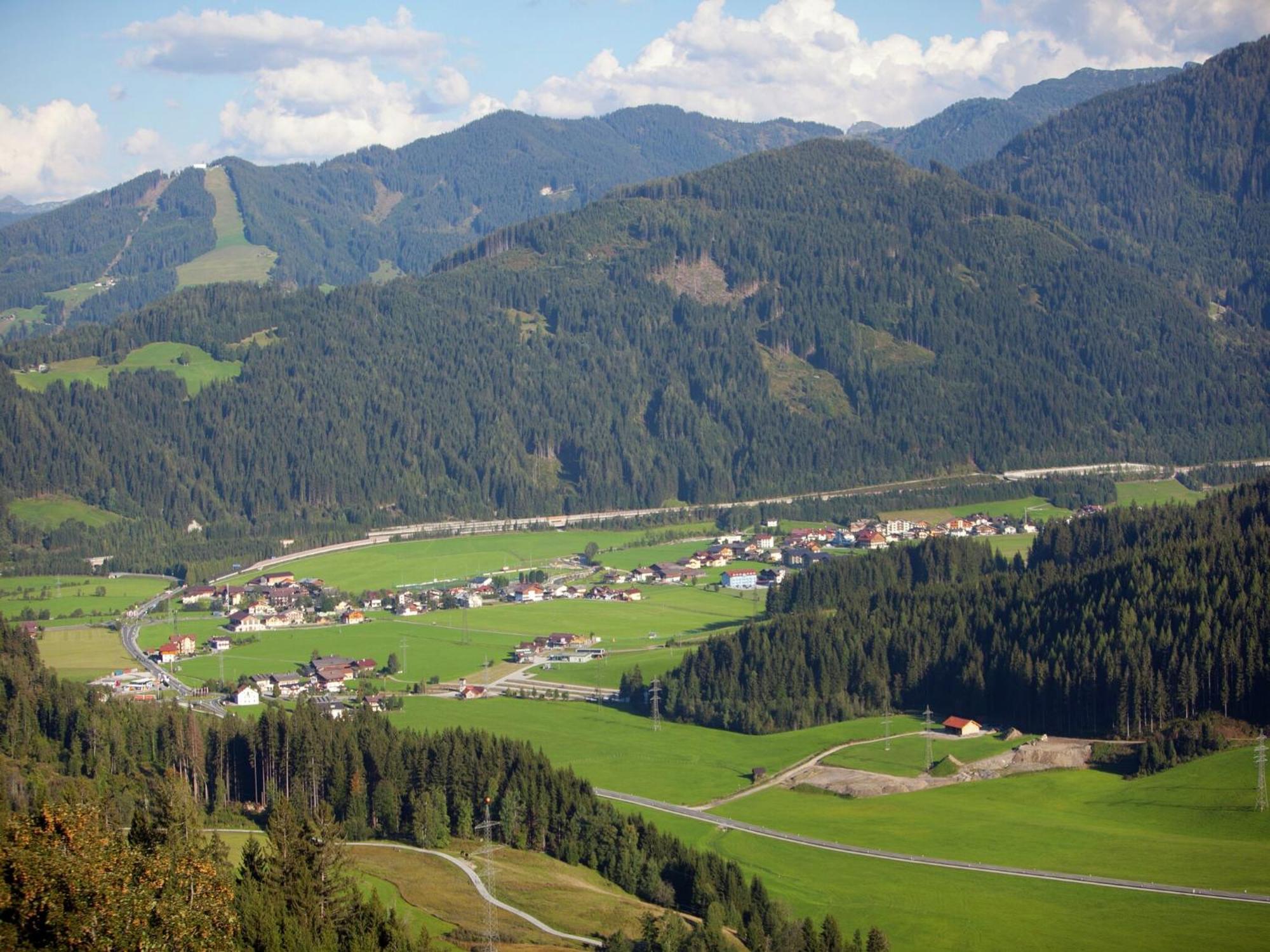 Apartment In Sankt Johann Im Pongau Near Ski Area Wagrain Buitenkant foto
